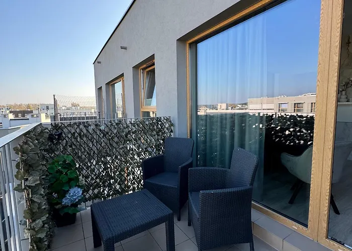 Smolna Sun Parking Free Szelag